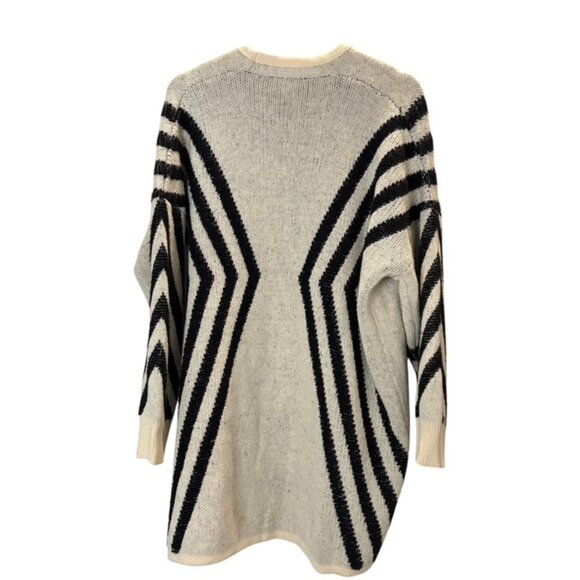 Black Tape Cream and Black Chevron Strip Womens Cardigan XLP - Picture 6 of 8